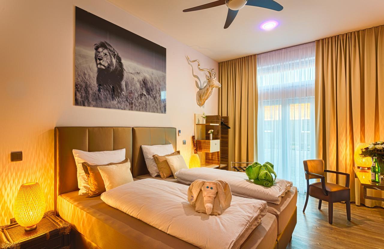 Отель Wuschl Lounge Kuhbach  Экстерьер фото